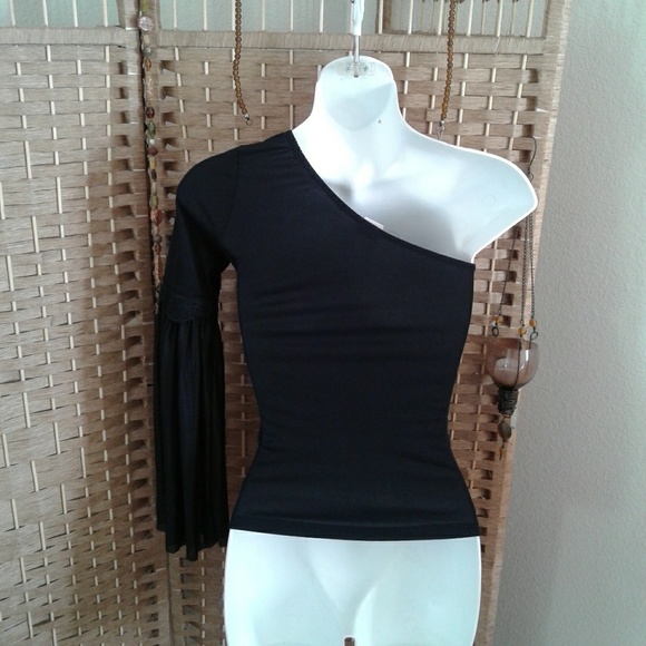 Black fitted off one shoulder, long sleeve top - Picture 2 of 2
